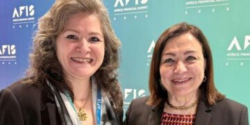 منى ذو الفقار رئيس مجلس الأمناء وريهام فاروق الرئيس التنفيذي