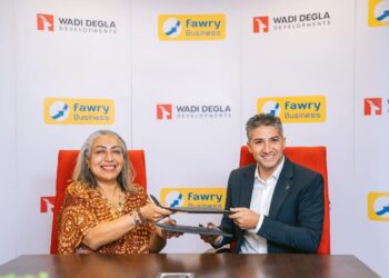 جانب من توقيع الاتفاقية