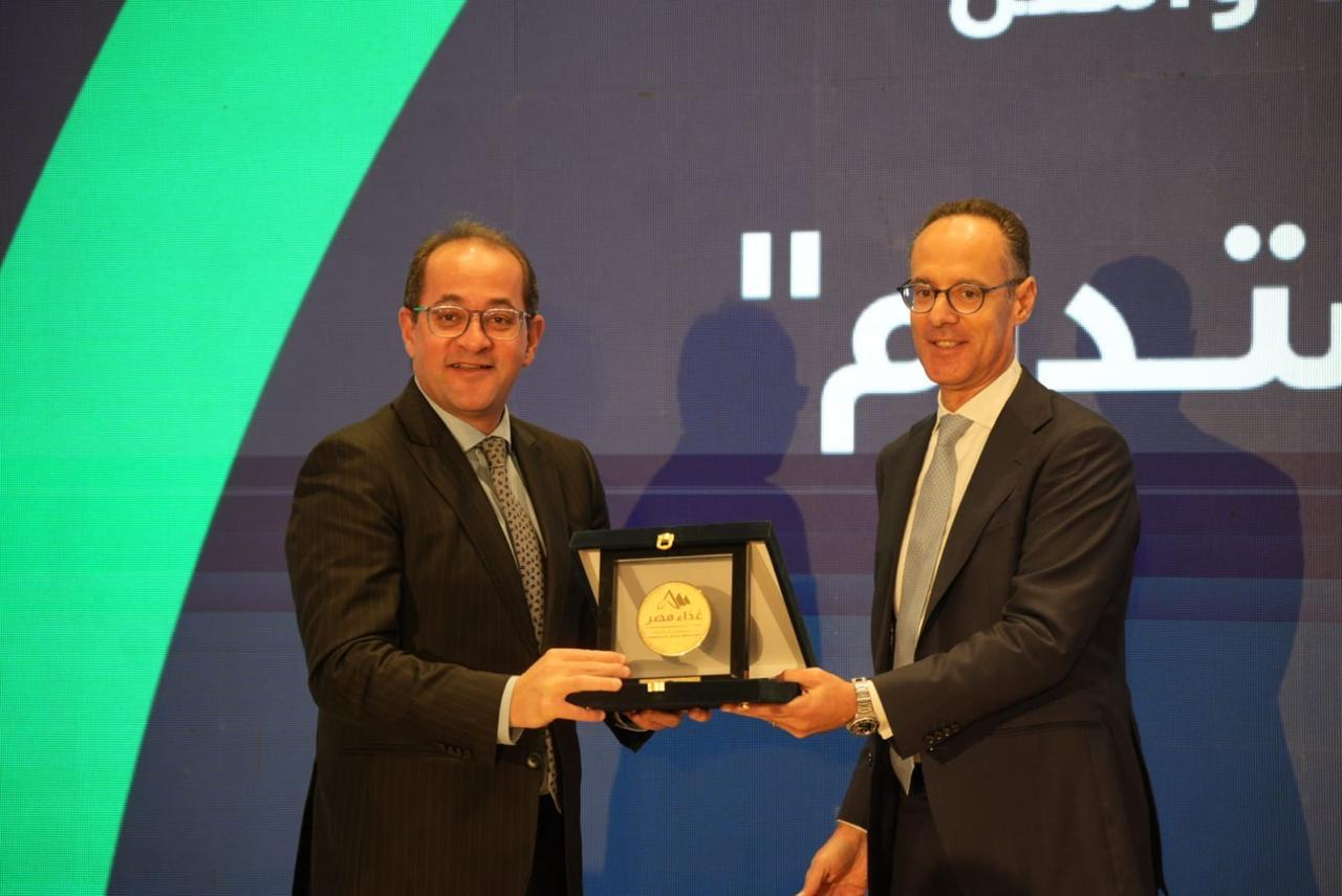 جانب من التكريم