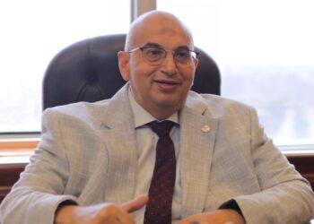 أشرف عبد الغني أمين سر اللجنة الاقتصادية بمجلس الشيوخ مؤسس جمعية خبراء الضرائب المصرية