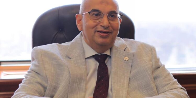 أشرف عبد الغني أمين سر اللجنة الاقتصادية بمجلس الشيوخ مؤسس جمعية خبراء الضرائب المصرية