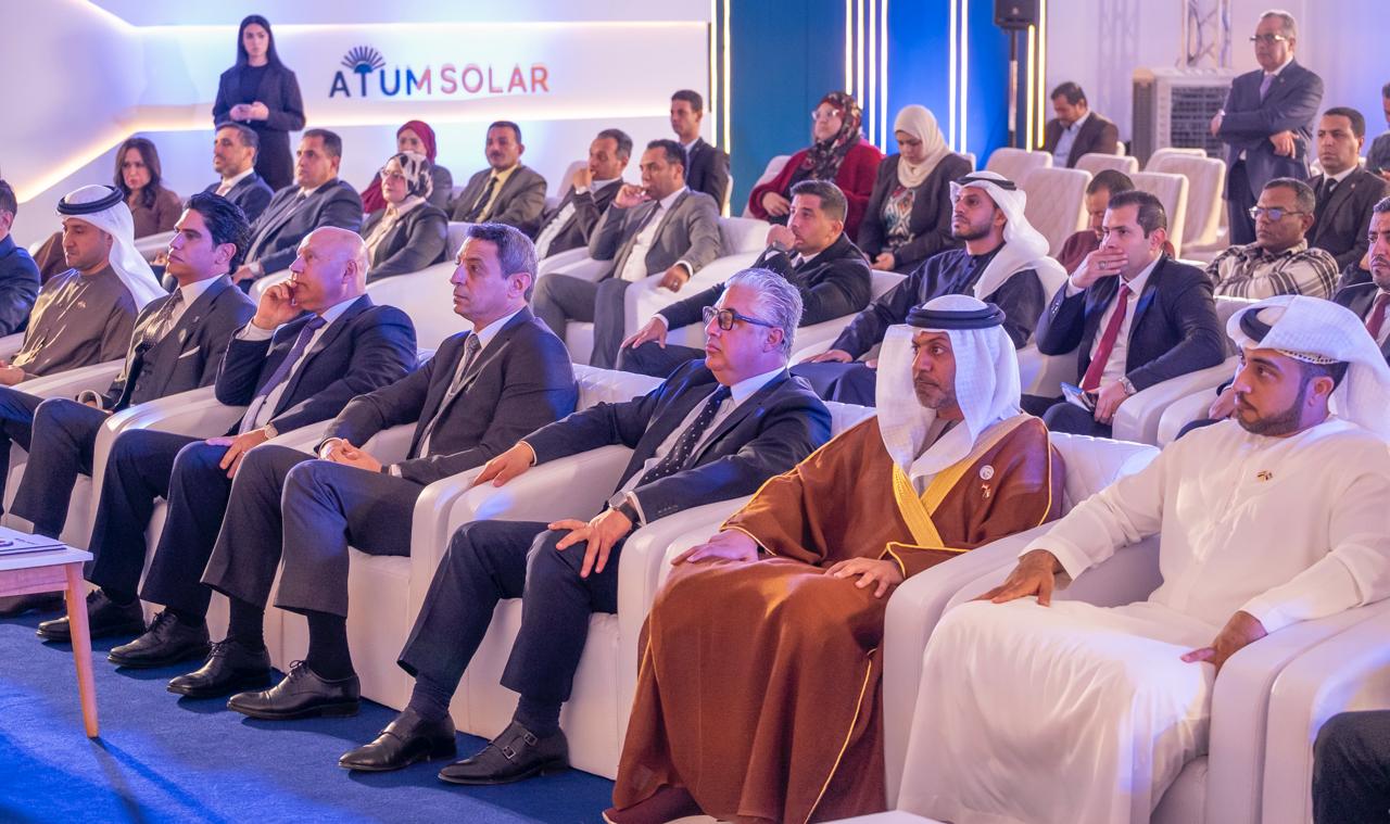 جانب من وضع حجر الأساس لمصنع "جينفاكس"