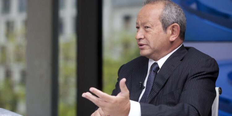 جانب من لقاء جانب نجيب ساويرس