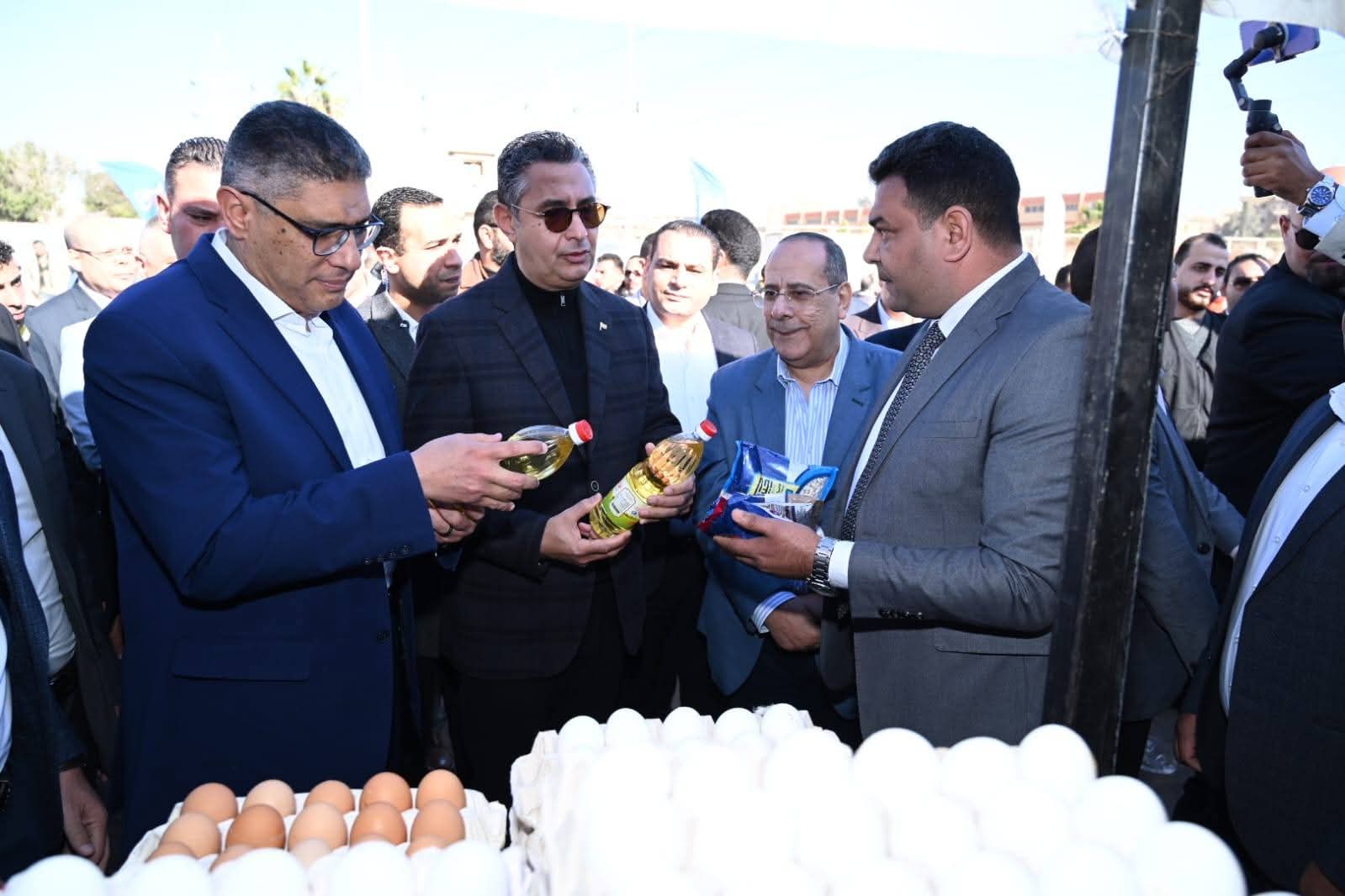 جانب من الافتتاح 