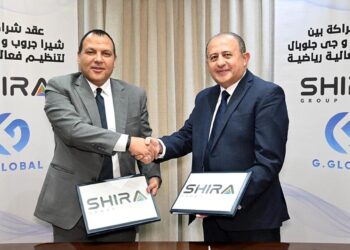 جانب من توقيع الاتفاقية