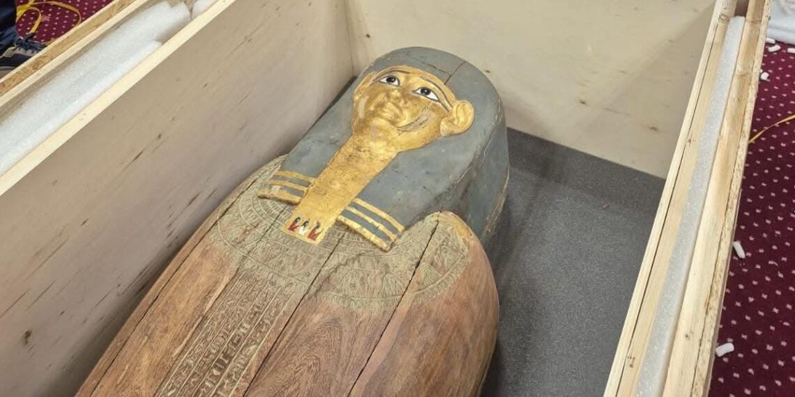 قطعتين أثريتين من بلجيكا