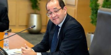 وزير المالية