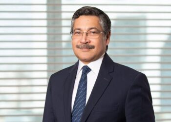 حسن غانم، رئيس مجلس الإدارة والعضو المنتدب لبنك التعمير والإسكان