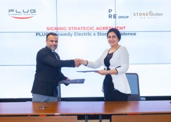 "Plug" توسّع حضورها في شحن السيارات الكهربائية داخل المجمعات السكنية بمصر