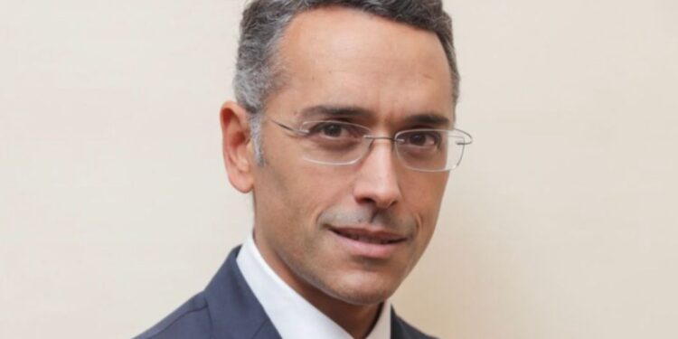 عمرو دمرداش