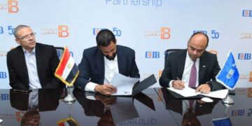 جانب من توقيع البروتوكول