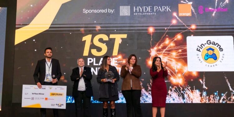 جانب من التكريم