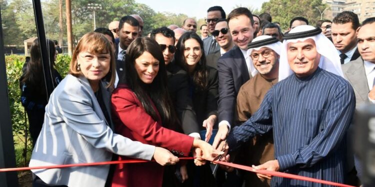 جانب من الافتتاح