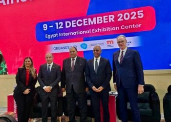 حسن الخطيب وزير الاستثمار والتجارة الخارجية