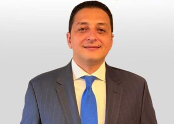 أحمد حمدي.. قيادة جديدة تعزز ريادة «الأهلي تمكين» في التمويل متناهي الصغر