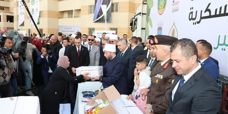 جانب من قافلة الحماية الاجتماعية