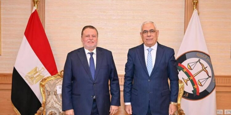 جانب من توقيع البروتوكول