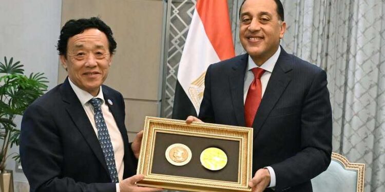 مصر تتلقى أرفع وسام من منظمة الأغذية والزراعة للأمم المتحدة
