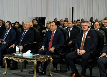 مدبولي يفتتح مصنع "ليوني مصر" للضفائر الكهربائية للسيارات بمدينة بدر