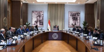 مدبولي يؤكد أهمية التعاون الاستراتيجي مع البنك الأوروبي