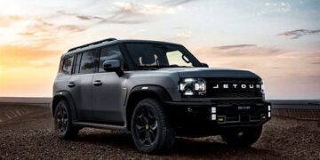 سيارة جيتور T2