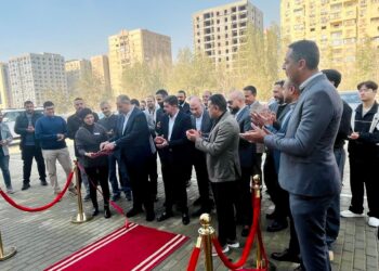 جانب من افتتاح المصنع