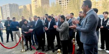 جانب من افتتاح المصنع