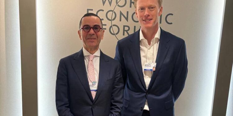 جانب من المقابلة