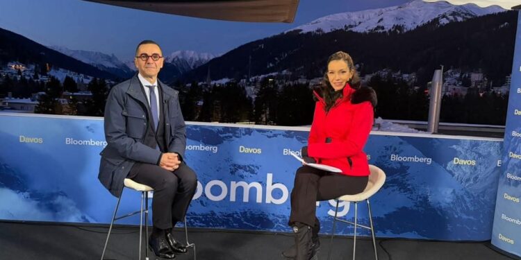 جانب من المقابلة