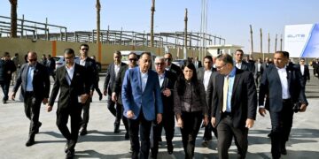 جانب من الافتتاحات