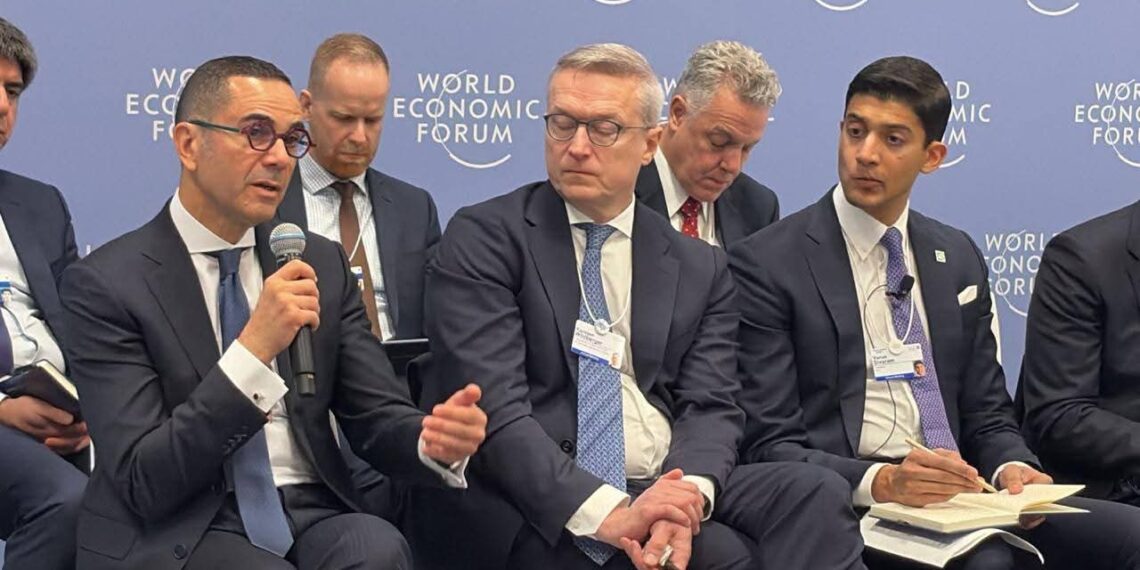 جانب من كلمة الخطيب