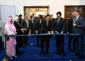 جانب من الافتتاح