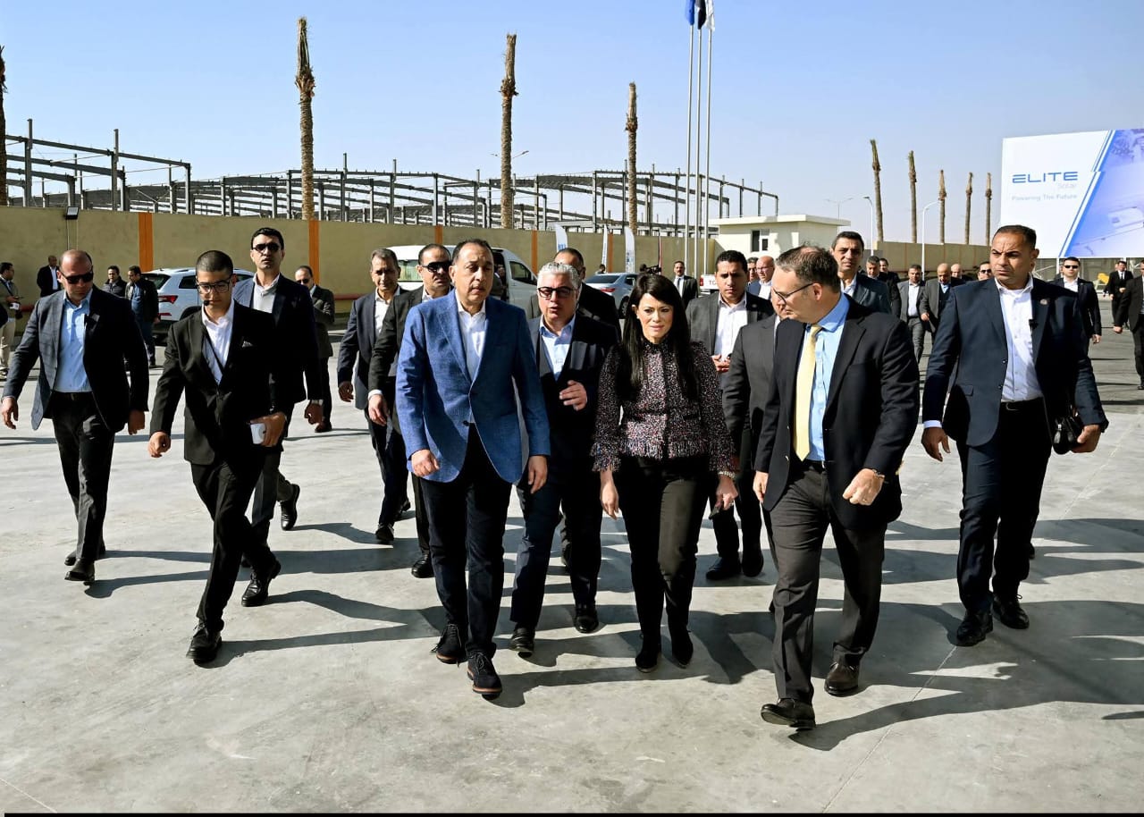 جانب من الافتتاحات