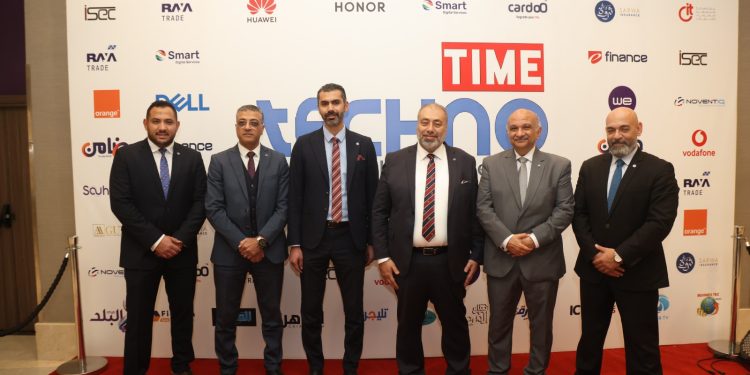 جانب من التكريم