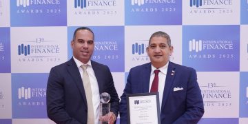 جانب من التكريم