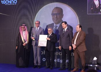 جانب من التتويج